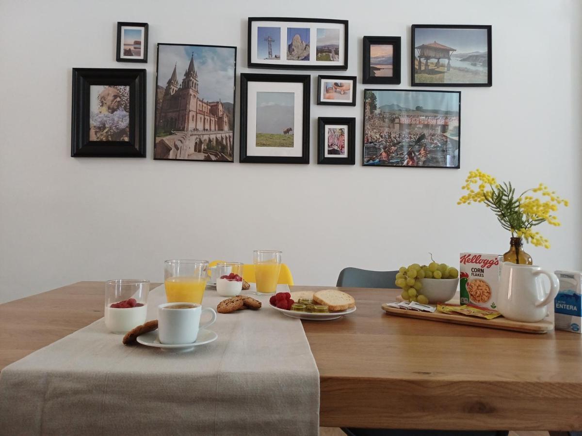 Loft De Tita Larrea Apartman Arriondas Kültér fotó